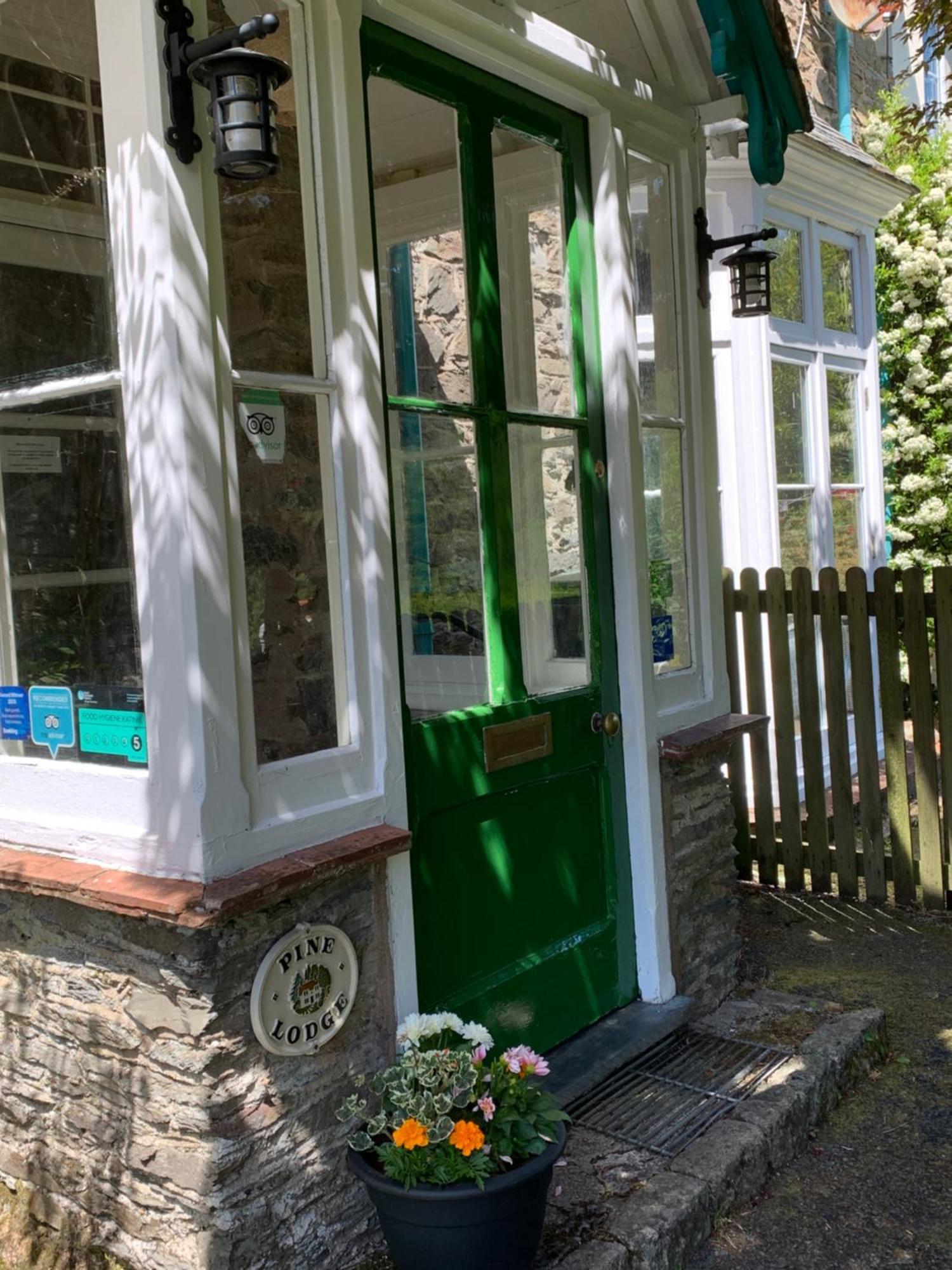 Pine Lodge Lynton Eksteriør billede